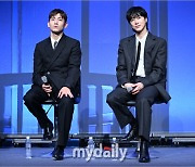 [MD포토] 동방신기 '카시오페아와 함께 20년을'