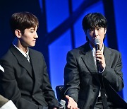 동방신기 유노윤호,'최강창민 항상 옆에 있어줘서 고마워' [사진]