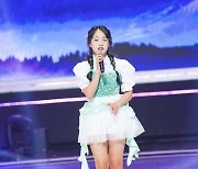 12세 김태연 "벌써 키카 160cm"..홍지윤∙홍자 따라 잡았다 (화밤)