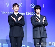 동방신기의 스무살, 불꽃처럼 소진하고 와인 같은 멋 풍기는 [ST종합]