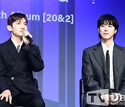 동방신기가 꼽은 동방신기의 명곡은?