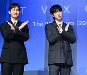 "위기 있었지만"…동방신기, 20주년 맞이 원동력은 '팀워크' (엑's 현장)[종합]