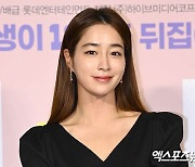 '이병헌♥' 이민정, 둘째 딸 최초 공개…"처음 맞는 너와의 크리스마스"