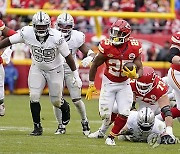 Raiders Chiefs Football