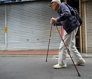 "日, 2050년엔 노인 5명중 1명 ‘홀로’ 죽음 맞이"