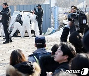 '마약 투약 혐의' 이선균, 서울 와룡공원 인근 차량서 숨진 채 발견