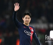 '강인앓이'는 계속된다!...이강인, 팬들이 선정한 'PSG 최고의 영입 3위'