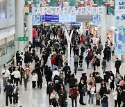 내년부터 향수 면세한도 100mL까지 상향된다…대용량 향수 구매 늘 듯