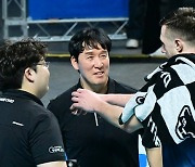 “라운드 MVP 받았다고 이상하게 하면 안 돼” 기분 좋은 명장의 농담, 슬로베니아 외인을 믿는다 [MK장충]