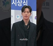 박해진(Park Hae Jin)의 시간은 거꾸로 간다? 더 잘생겨진 외모에 시선 집중!