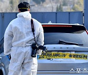 [ST포토] 숨진 채 발견된 이선균의 볼보 차량