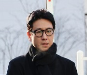 [속보] 경찰 "숨진 남성, 배우 이선균으로 신원 확인"