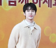 [TD포토] NCT 도영 '여심 저격 눈빛'