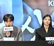 [Ms포토] 박지훈 "홍예지 집중력에 놀라"