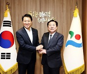 김기문 중기중앙회장, 오세훈 시장 만나 협동조합 지원 확대 건의