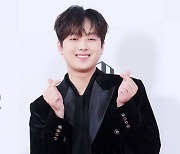 '만능 찬또' 이찬원, 스타랭킹 男트롯 2위..영탁 바짝 추격