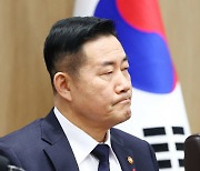 "독도가 분쟁지역이라니"...신원식 국방장관 고발당해