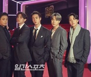 하이브 “방탄소년단→뉴진스, 악플러·사생에 선처 없다” 법적 대응