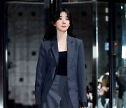 [포토] 이청아, '남다른 패션 센스' (2023 SBS 연기대상)