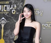 [포토] 권아름, '예쁜 볼하트~' (2023 SBS 연기대상)