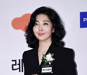 식약처 “여에스더 운영 쇼핑몰서 일부 부당 광고 확인”