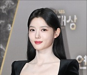 [MD포토] 김유정, '소심한(?) 손하트'