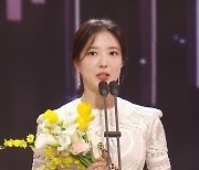 '연인' 안은진·'열녀박씨' 이세영, 최우수연기상 공동 수상 [MBC 연기대상]