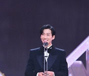 'MBC 연기대상' 남궁민 대상 영예…'연인' 9관왕 기염(종합)