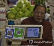 QR코드 결제 일반화된 중국, 현금 수령 거부 업주에 벌금 부과 등 특별 단속