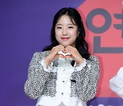 [포토] 신유빈, '웃는 모습이 사랑스러워~' (2023 SBS 연예대상)