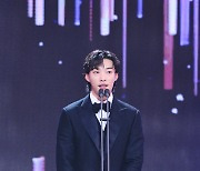 우도환·이세영·안은진 최우수상 “늙어서도 연기할 것…예쁘게 봐주세요” [2023 MBC 연기대상]