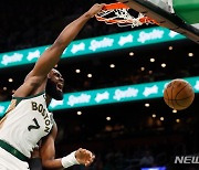 NBA 보스턴 '브라운 더블더블 활약', 토론토 꺾고 5연승