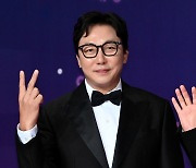 탁재훈, 16년만에 대상 "어머니가 좋아하실 듯" 눈물 [2023 SBS연예대상][종합]