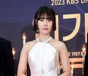 [포토] 최윤영, '단발도 잘 어울려~' (2023 KBS 연기대상)