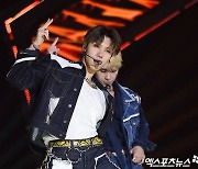 NCT 텐, 리프트 추락 사고 후 건강한 모습으로 '가요대제전' 등장 '팬들 안심' [엑's 이슈]