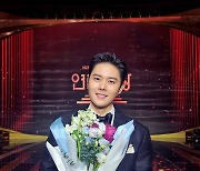 김동준, KBS 연기대상 2관왕 쾌거 "13년 전 꿈 많았던 아홉명 보고파"