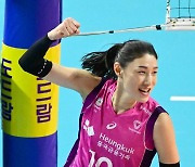 여의주 문 '배구여제' 김연경...갑진년 빛낼 용띠 배구스타