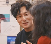 김동완♥서윤아 핑크빛…데이트에 스킨십까지 ‘그린라이트’ (신랑수업)