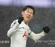 '손흥민 새해 축포' 토트넘, 3-1로 본머스에 승리