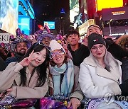 USA NEW YEARS EVE TIMES SQUARE