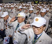 월남전 참전유공자 17만명에도 '영웅의 제복' 선사한다