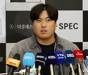 다가오는 류현진 선택의 시간…MLB 잔류냐 친정 한화로의 복귀냐