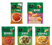 'K-길거리 음식' 글로벌 입맛 저격…비비고 붕어빵·떡볶이 인기몰이