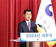 [신년사] 국세청장 “불법 사금융 탈세, 모든 수단 동원해 엄단”