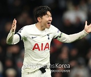 ‘SON이 빠질 수 없지’ 손흥민, 네빌·캐러거 선정 EPL 올해의 팀