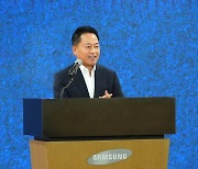 최윤호 삼성SDI 사장 "전고체 배터리 사업 본격화...시장 둔화 넘어야"