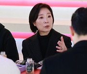 오영주 중기 장관 "소상공인 금융 안전망 강화 노력"