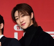 [TEN포토]세븐틴 디에잇 '샤프한 턱선'