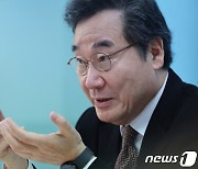 "창당 논의 멈춰"…이재명 습격 여파, 이낙연 신당 추진 '차질'