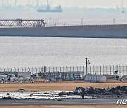 [포토] '하네다 공항 충돌' 전소된 日 해상보안청 항공기